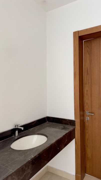 property 123 image 7