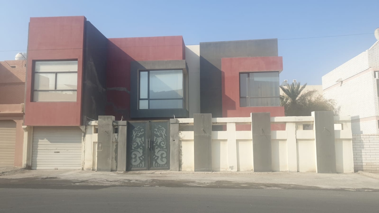 property 130 image 0