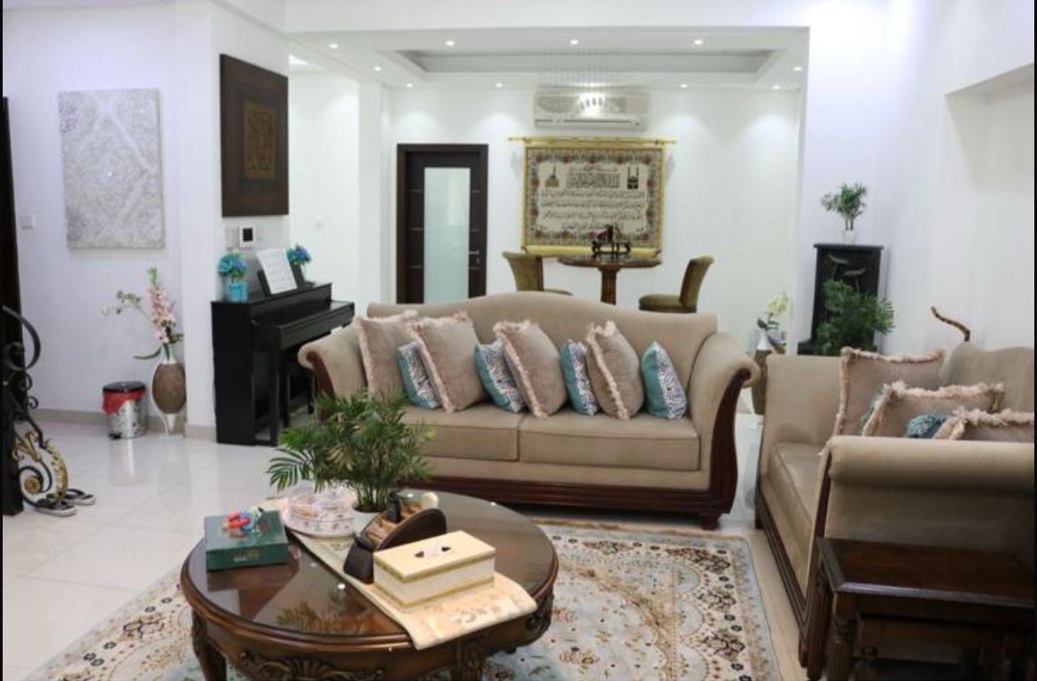 property 134 image 4