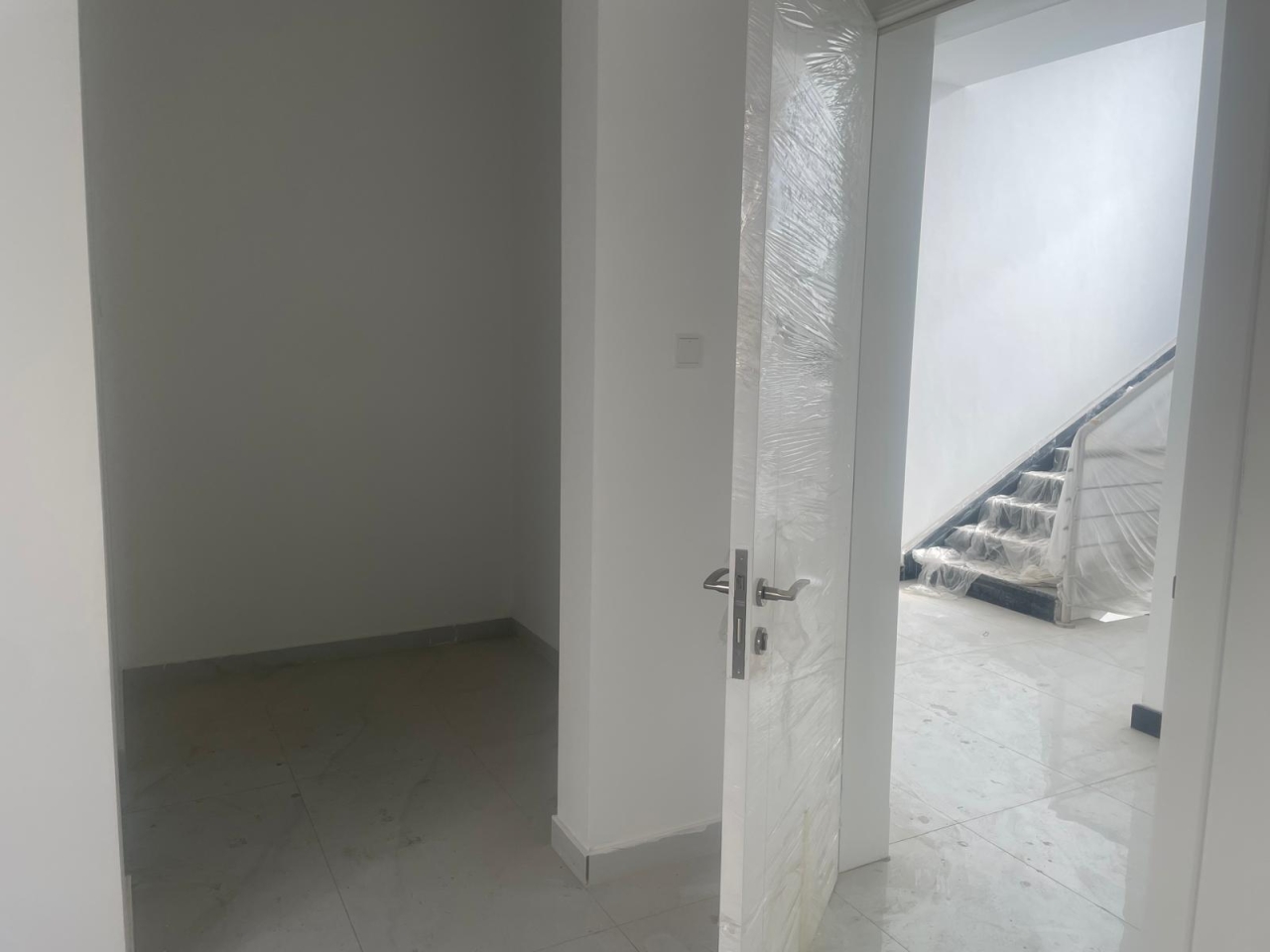 property 153 image 5