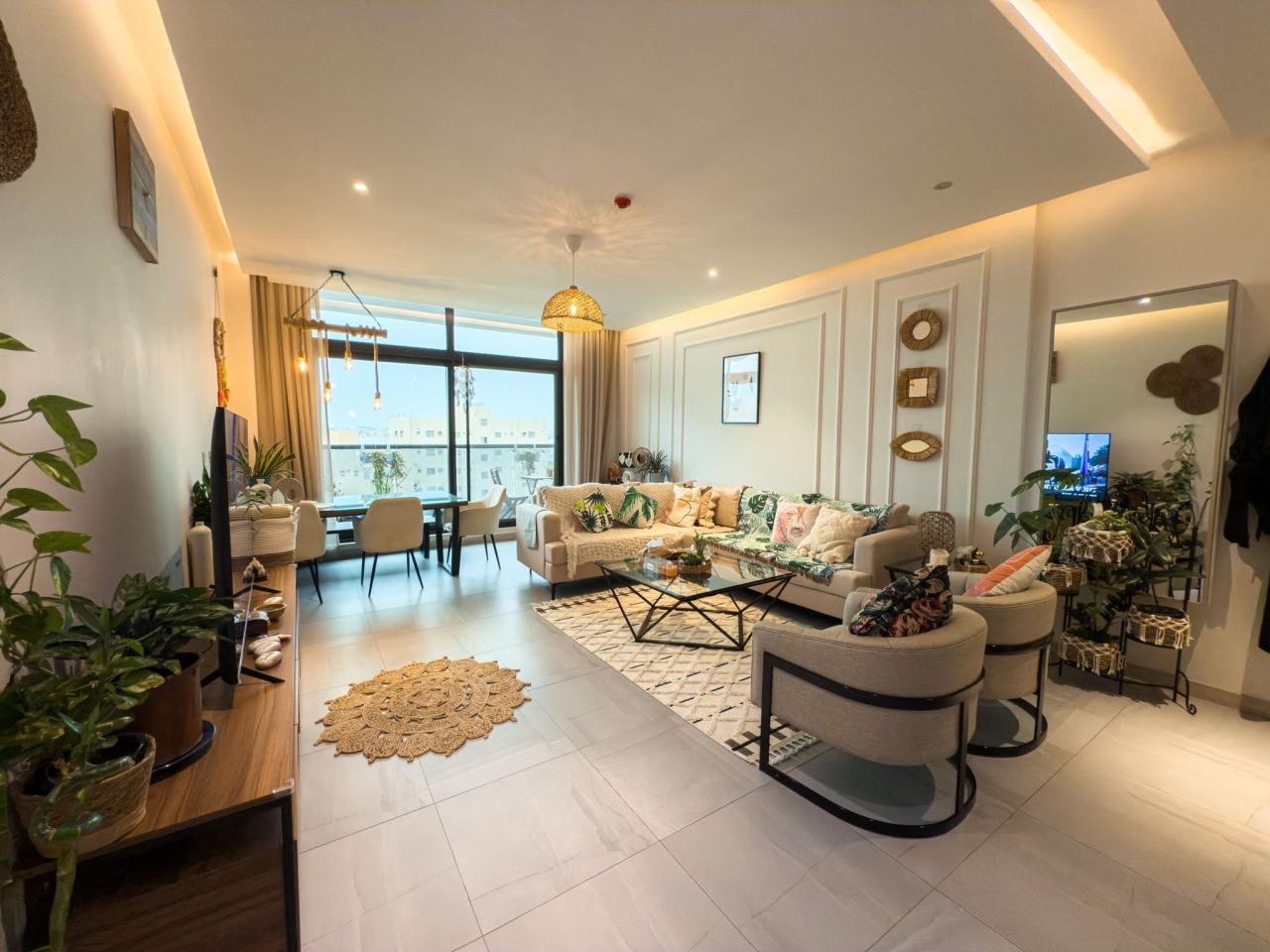 property 162 image 0