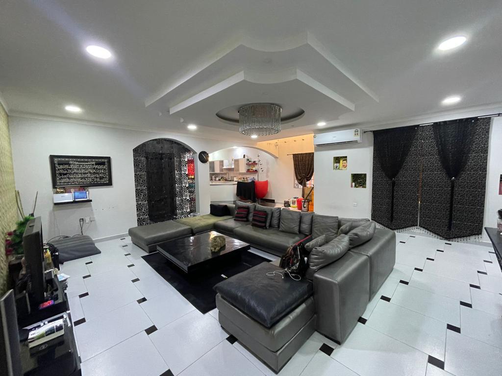 property 164 image 6