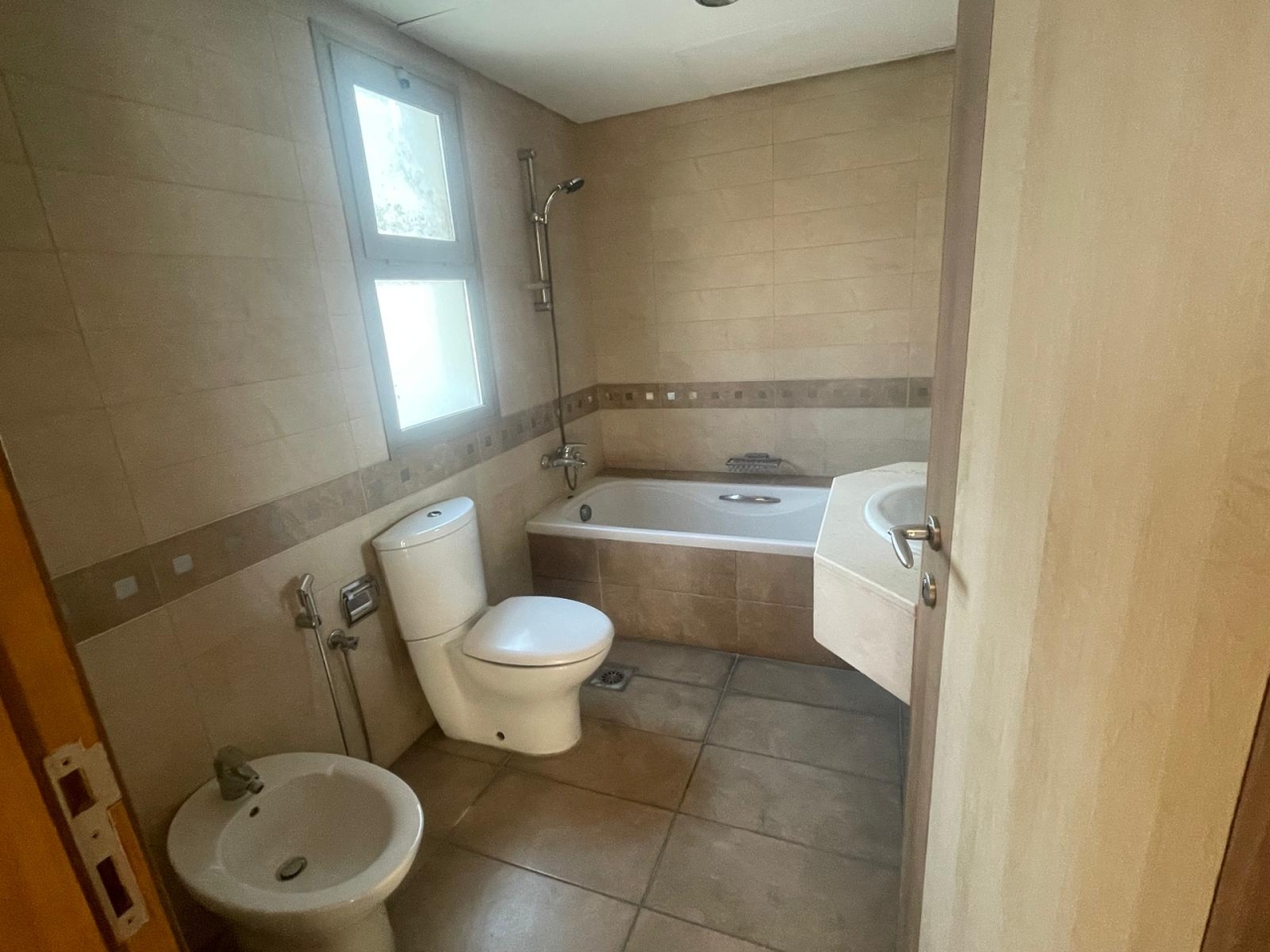 property 169 image 1