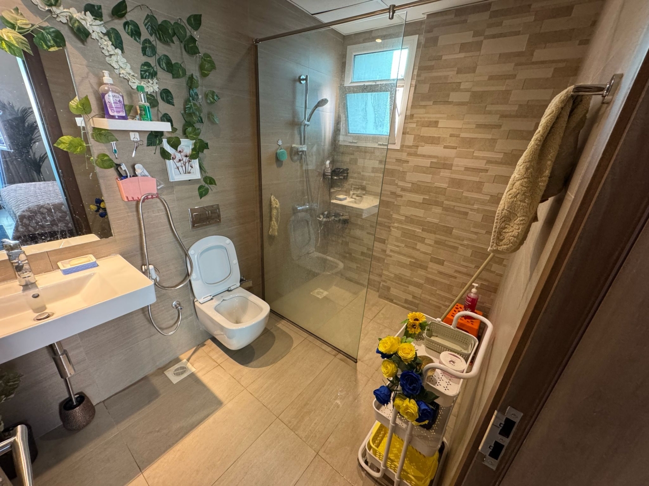 property 170 image 6