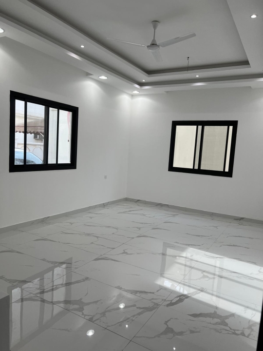 property 171 image 3