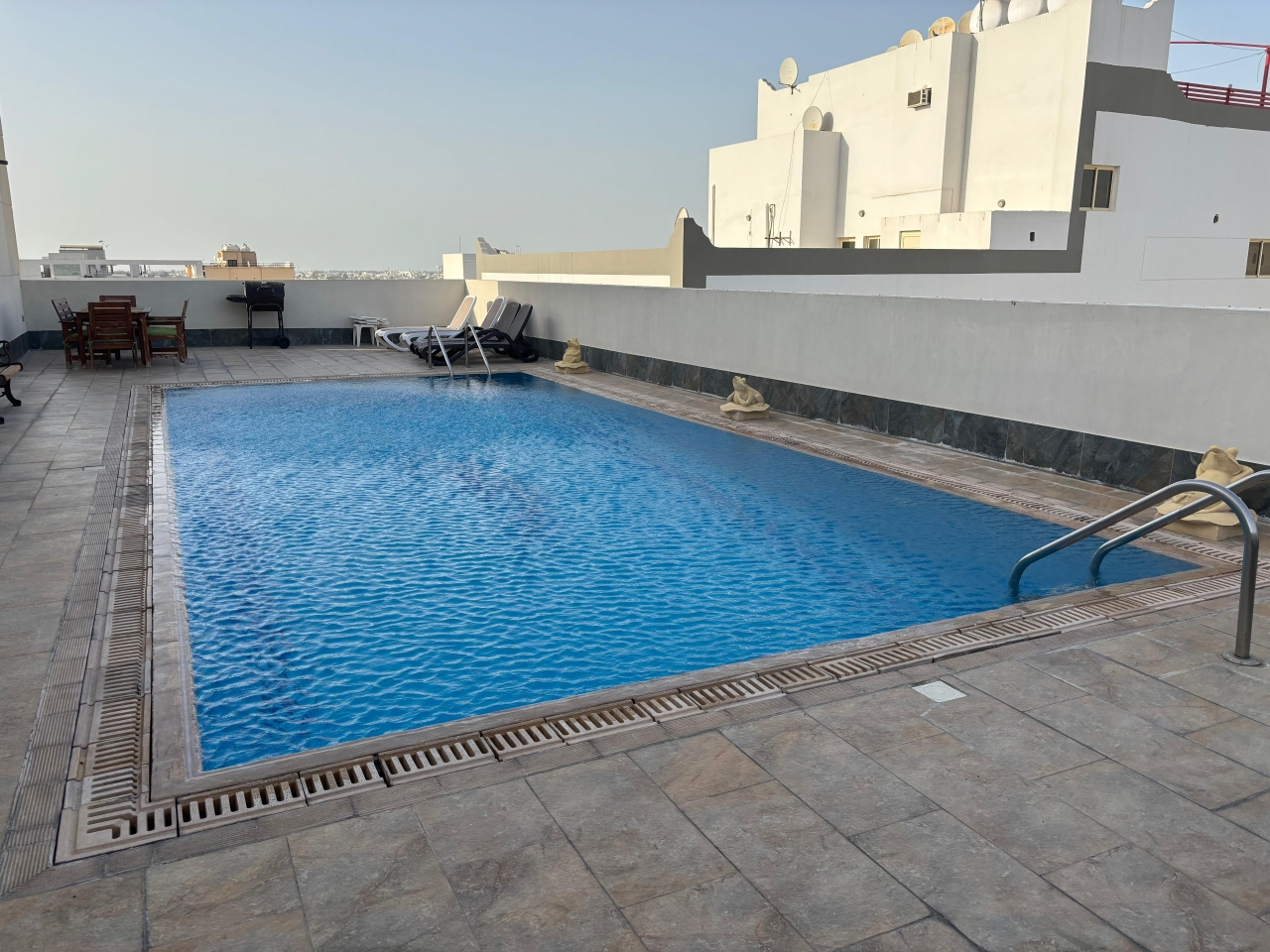 property 189 image 0