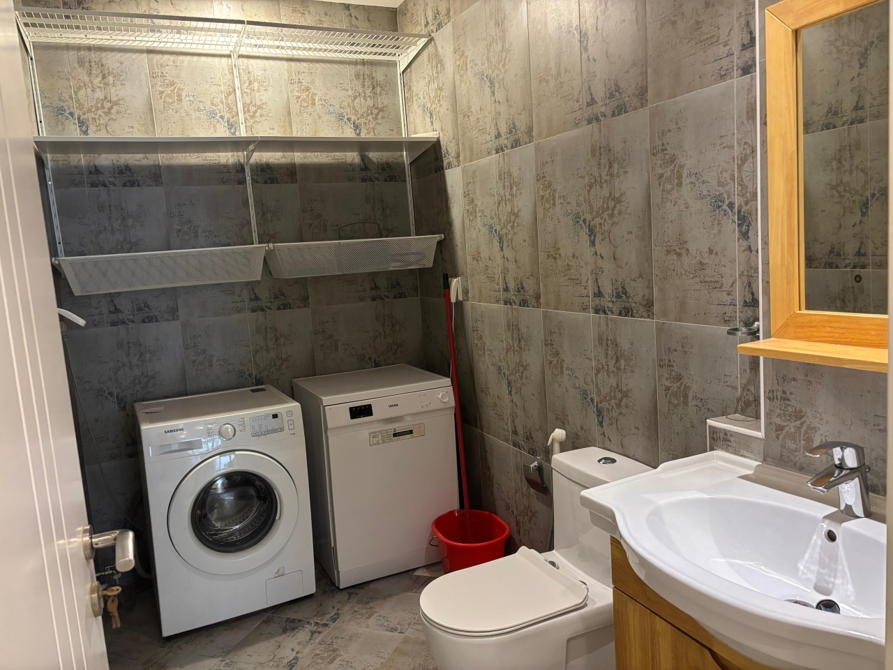 property 189 image 6