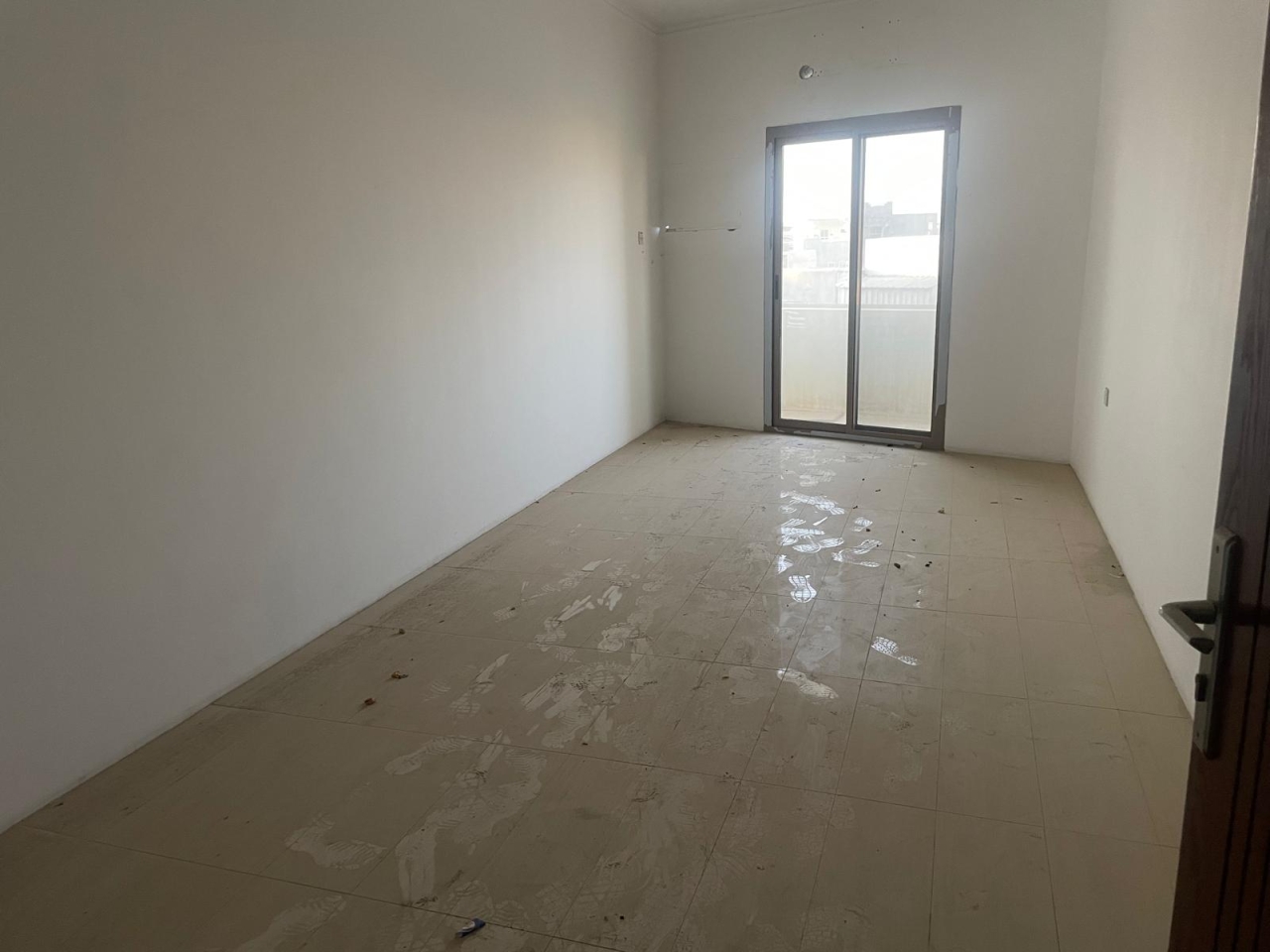 property 195 image 2