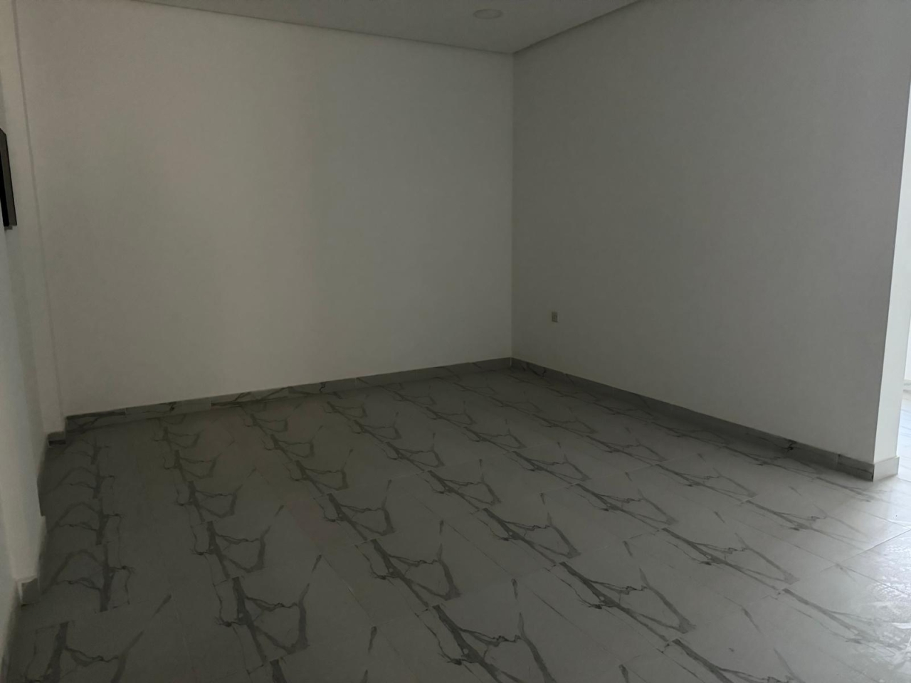 property 197 image 6