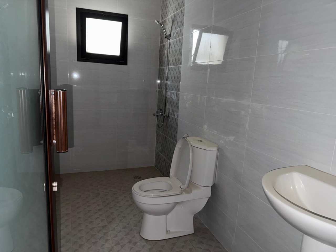 property 197 image 3