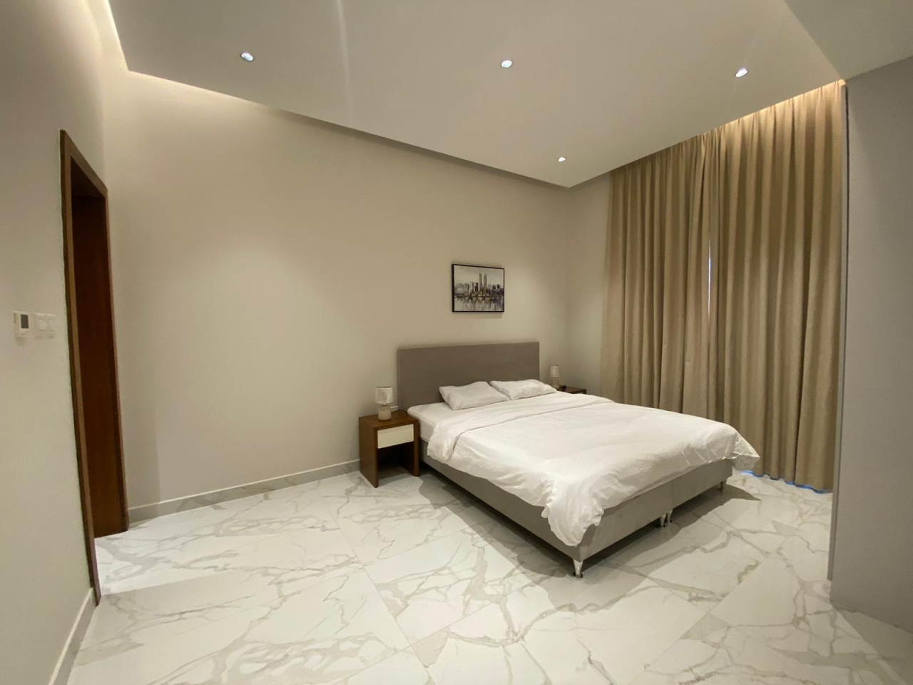 property 203 image 9