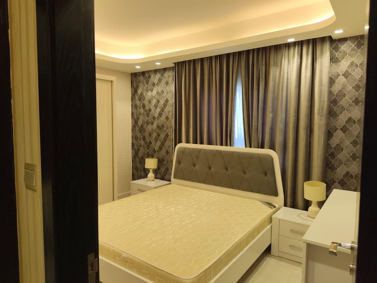 property 205 image 13