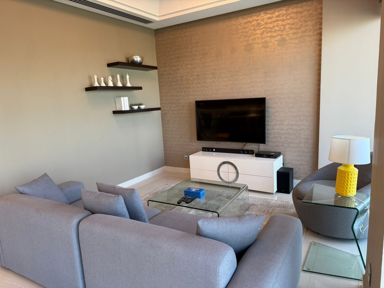 property 207 image 5