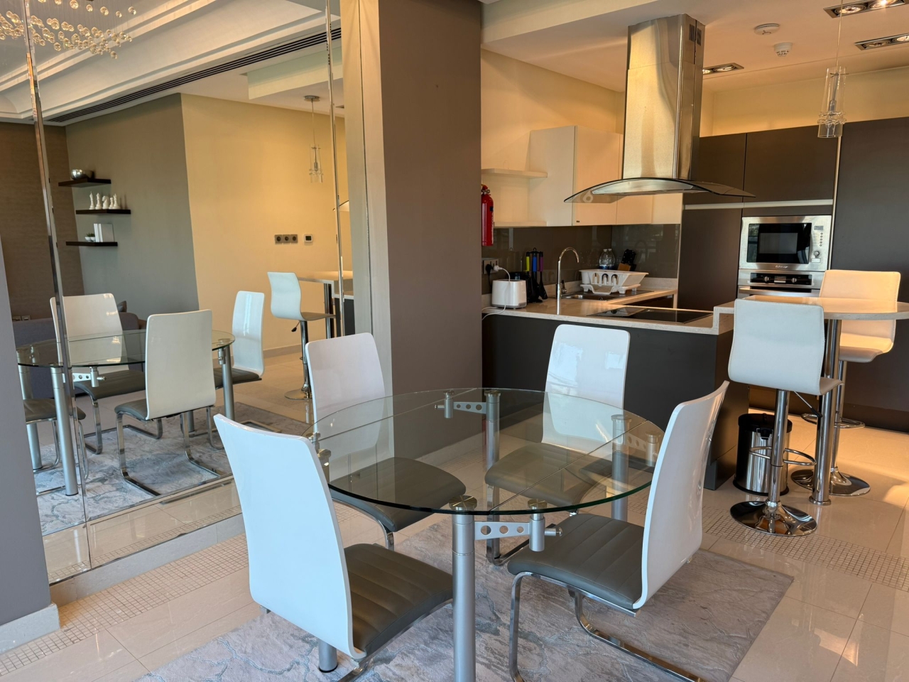 property 207 image 4