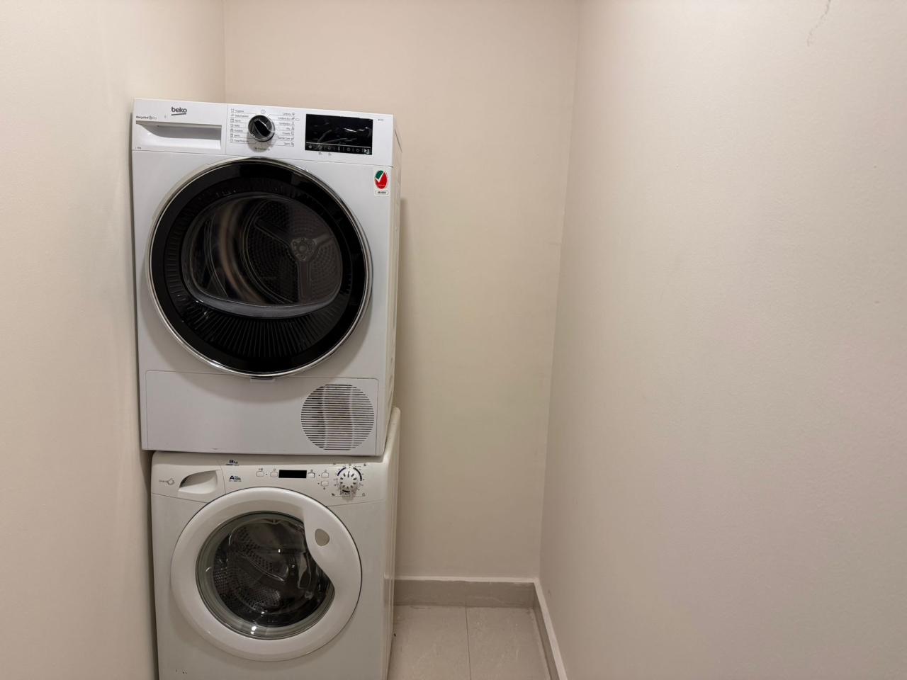 property 208 image 9