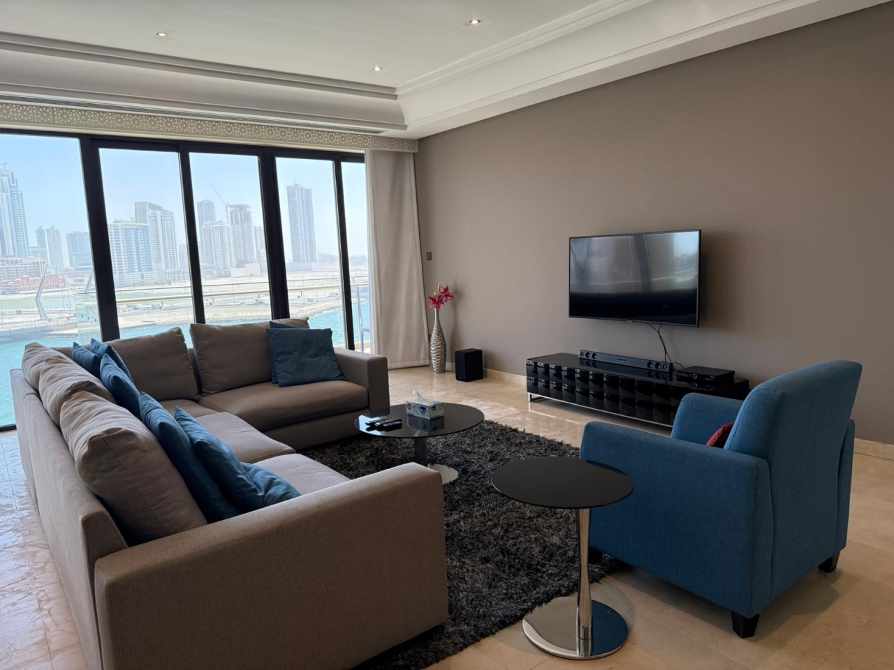 property 209 image 9