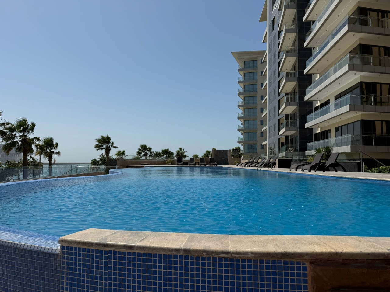 property 209 image 19