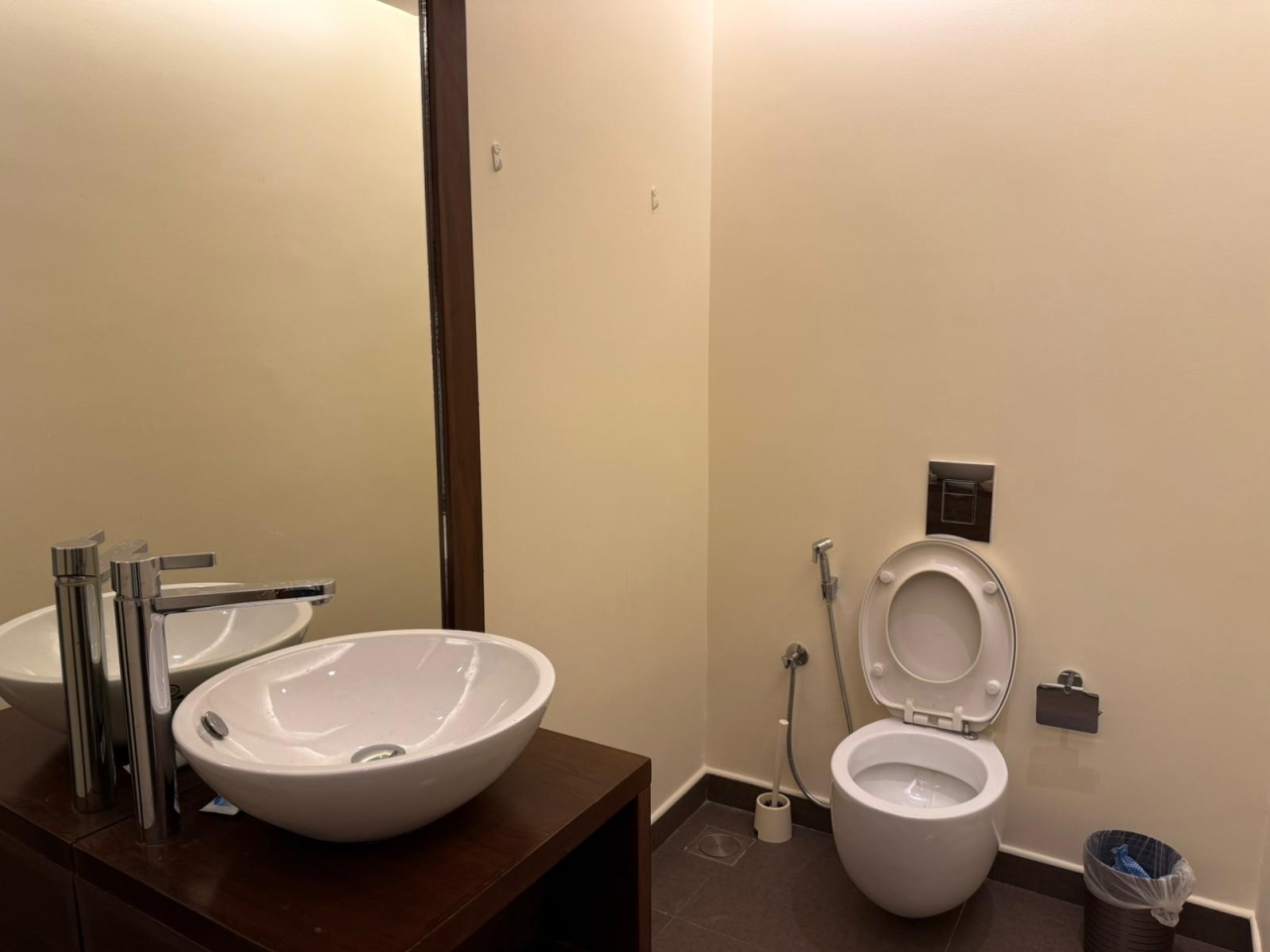 property 211 image 6