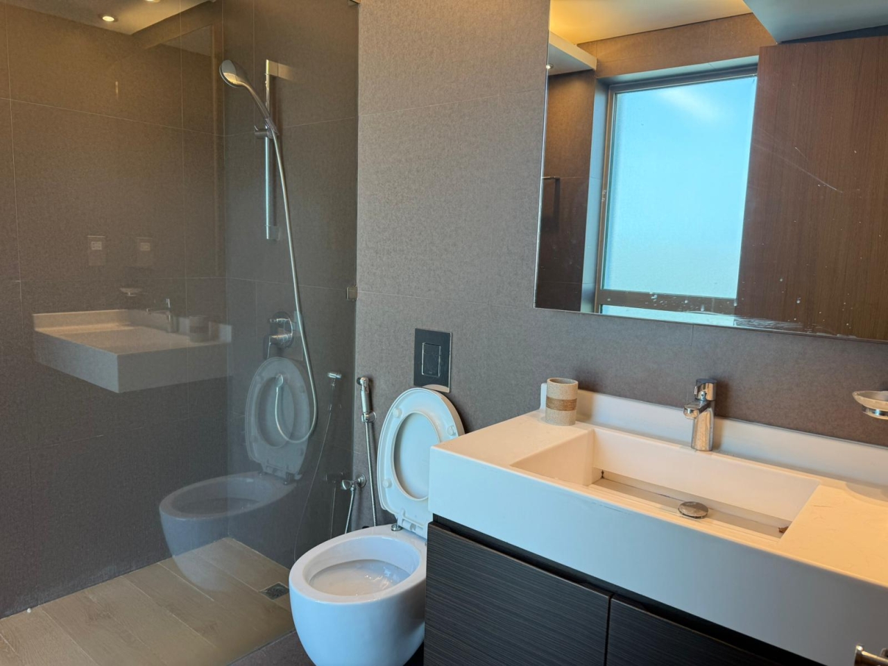 property 211 image 1