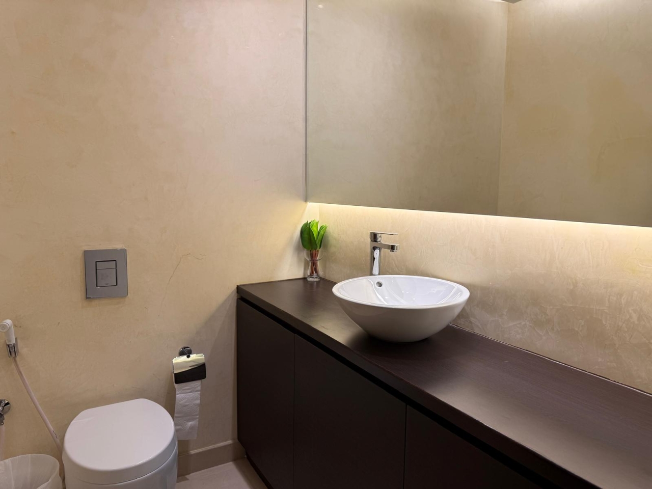 property 212 image 4