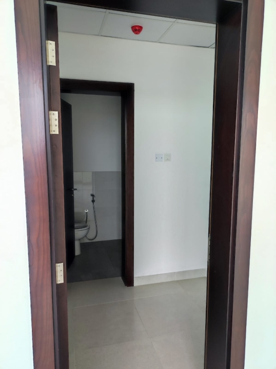 property 215 image 5