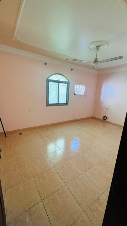 property 219 image 0