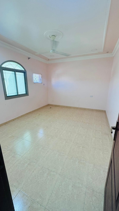 property 219 image 3