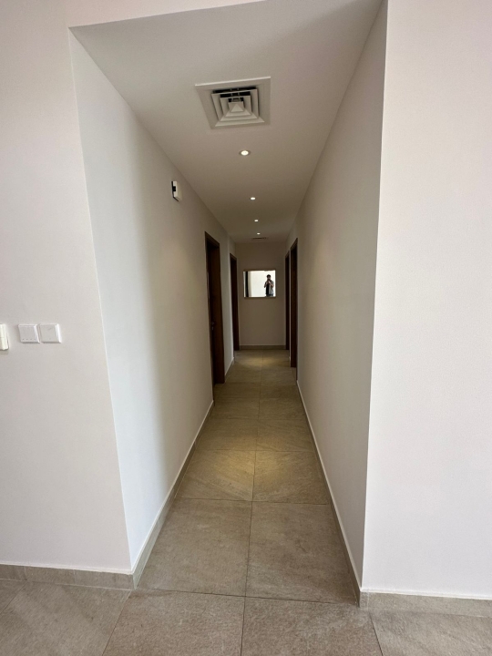 property 226 image 10