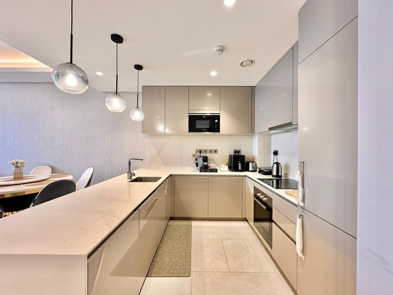 property 228 image 6