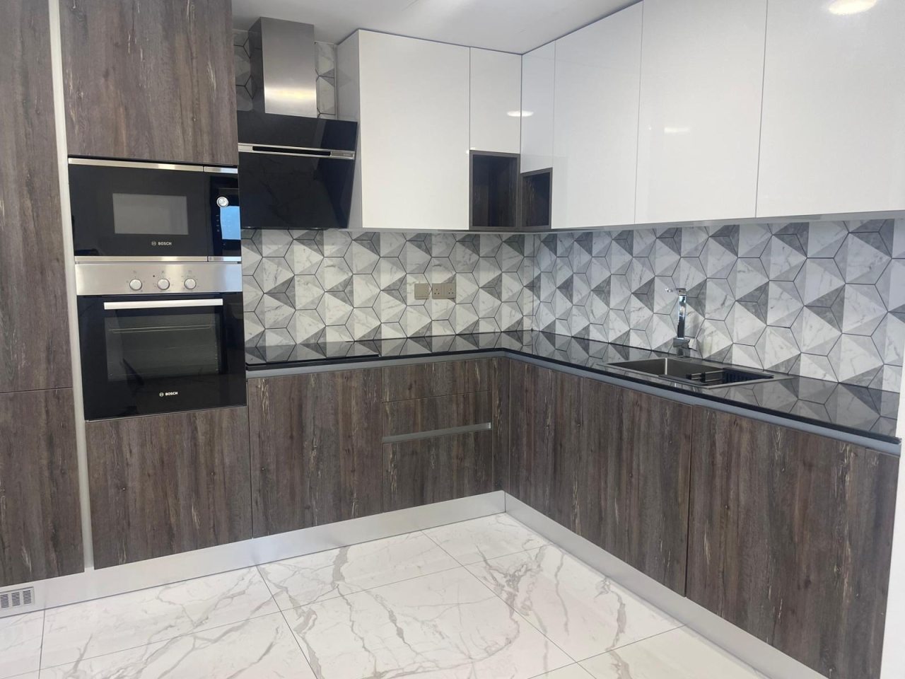 property 254 image 7