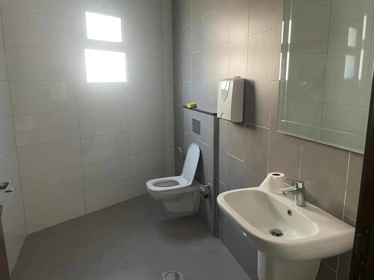 property 259 image 11