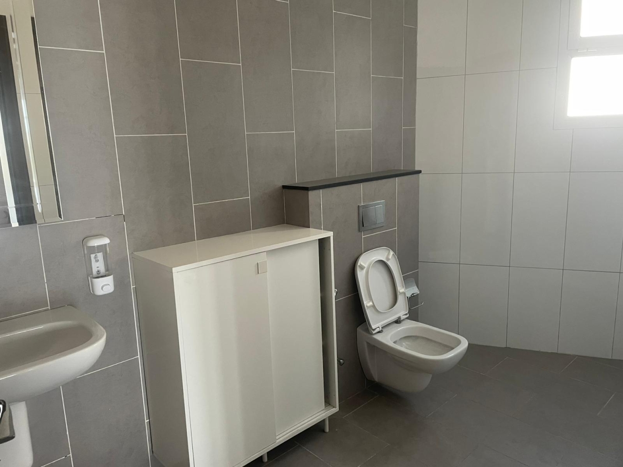 property 259 image 17