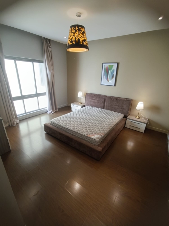 property 262 image 0