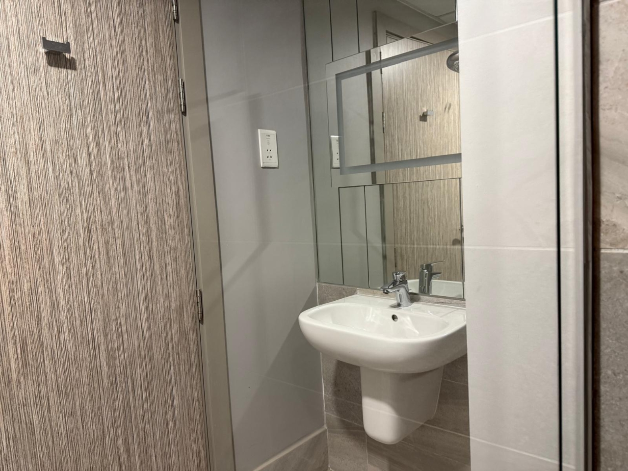 property 264 image 2