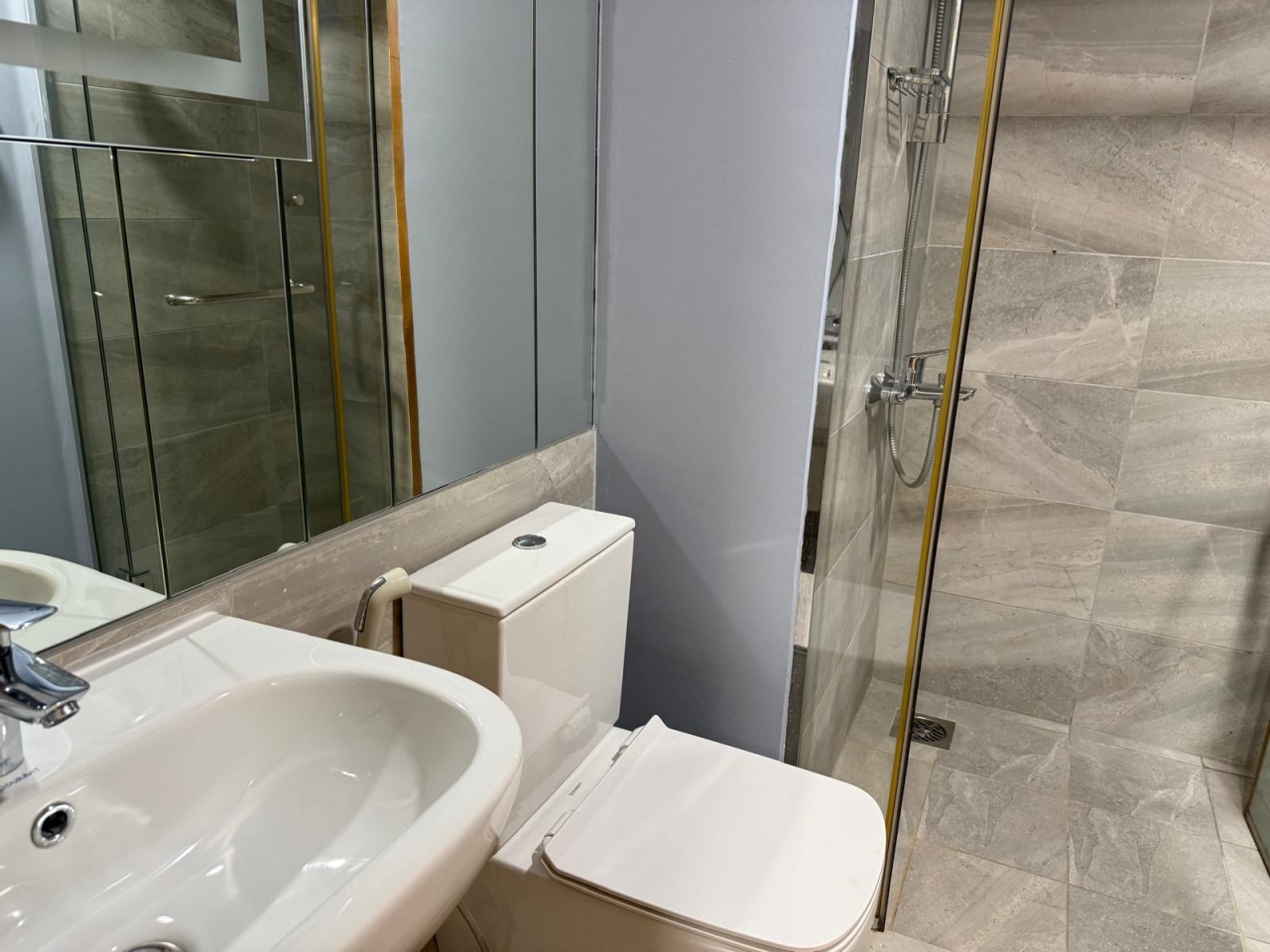 property 265 image 12