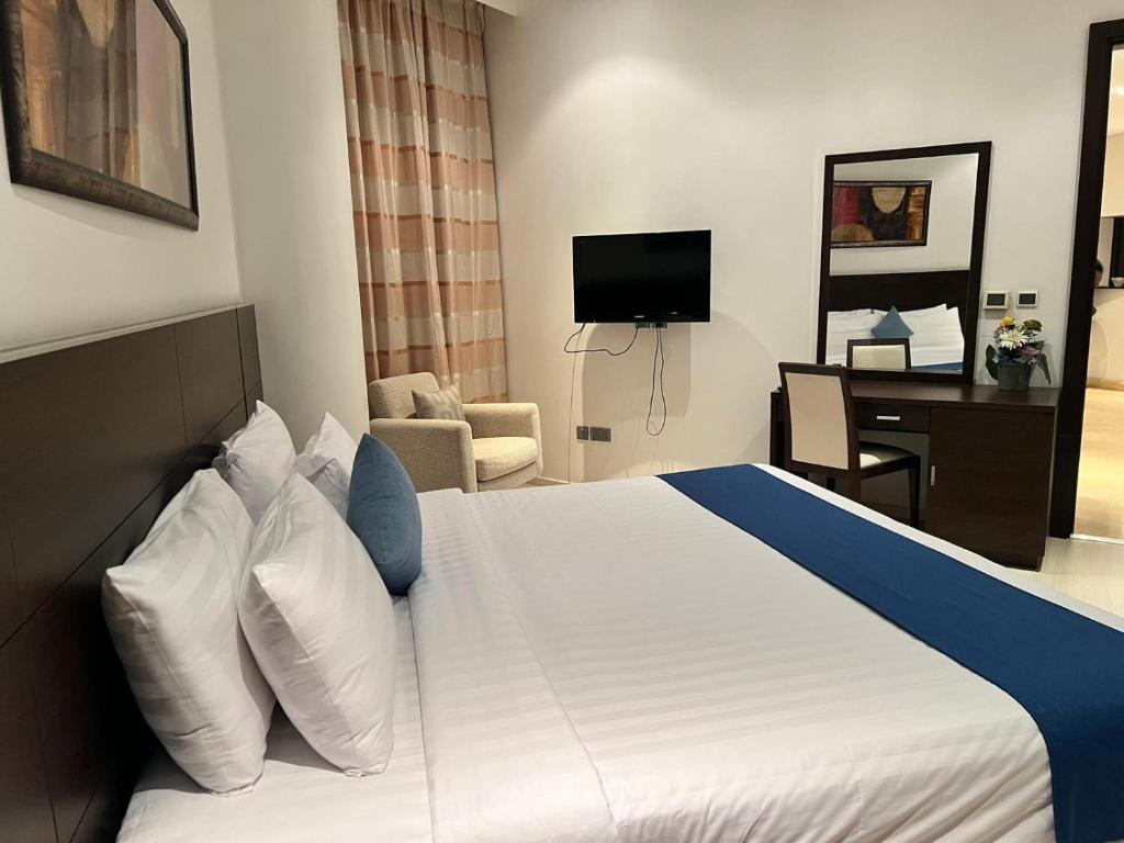 property 270 image 1