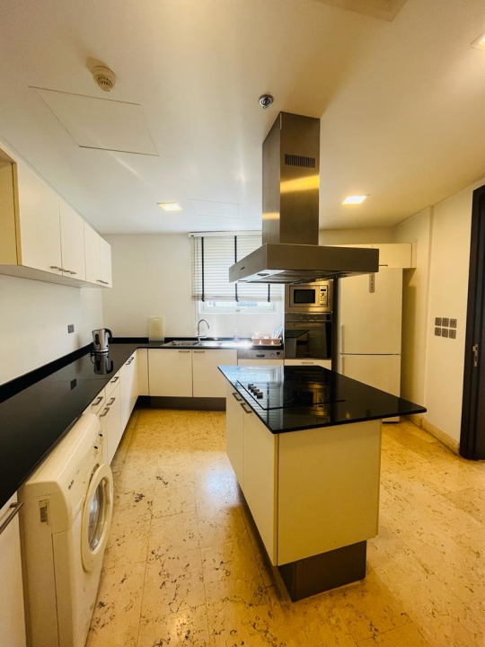 property 271 image 2