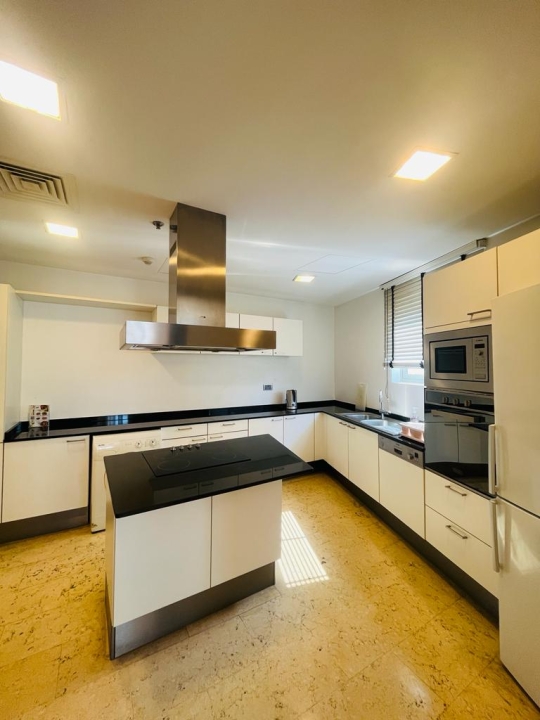 property 273 image 1