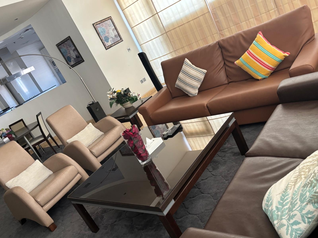 property 275 image 0