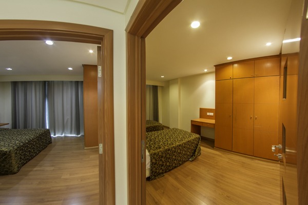 property 280 image 3