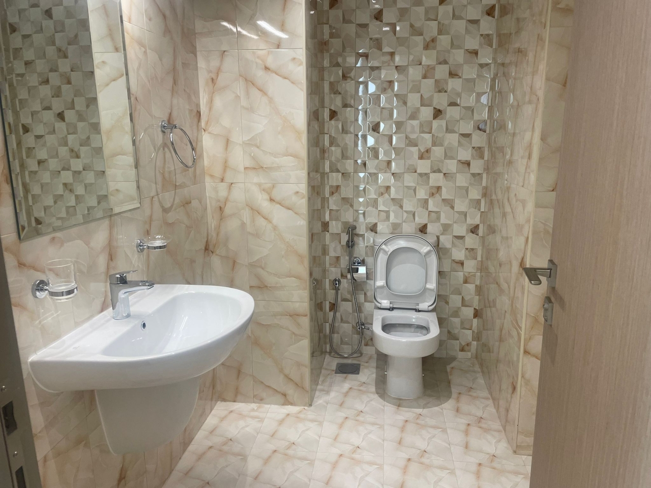 property 282 image 4