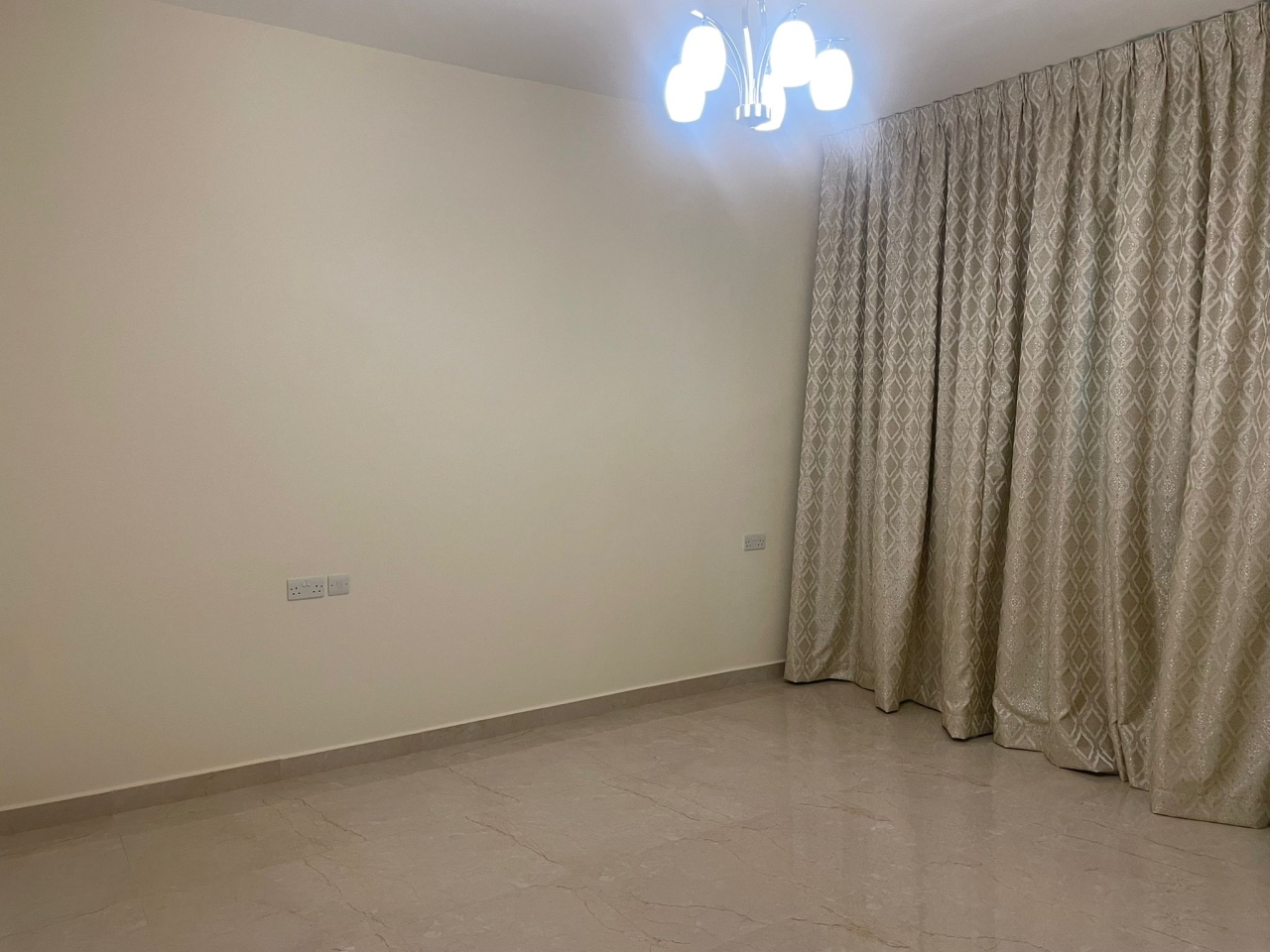 property 282 image 6