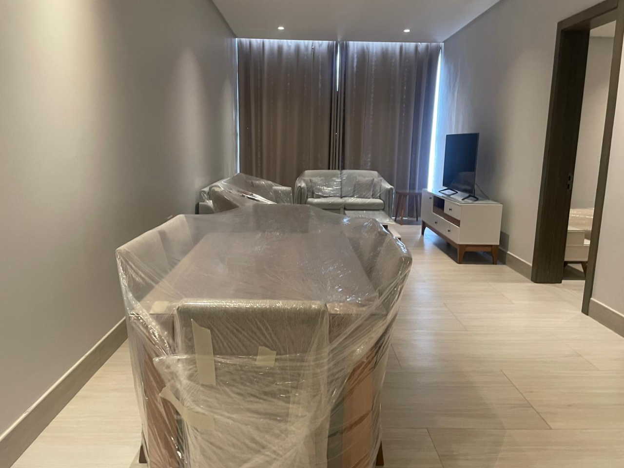 property 284 image 6