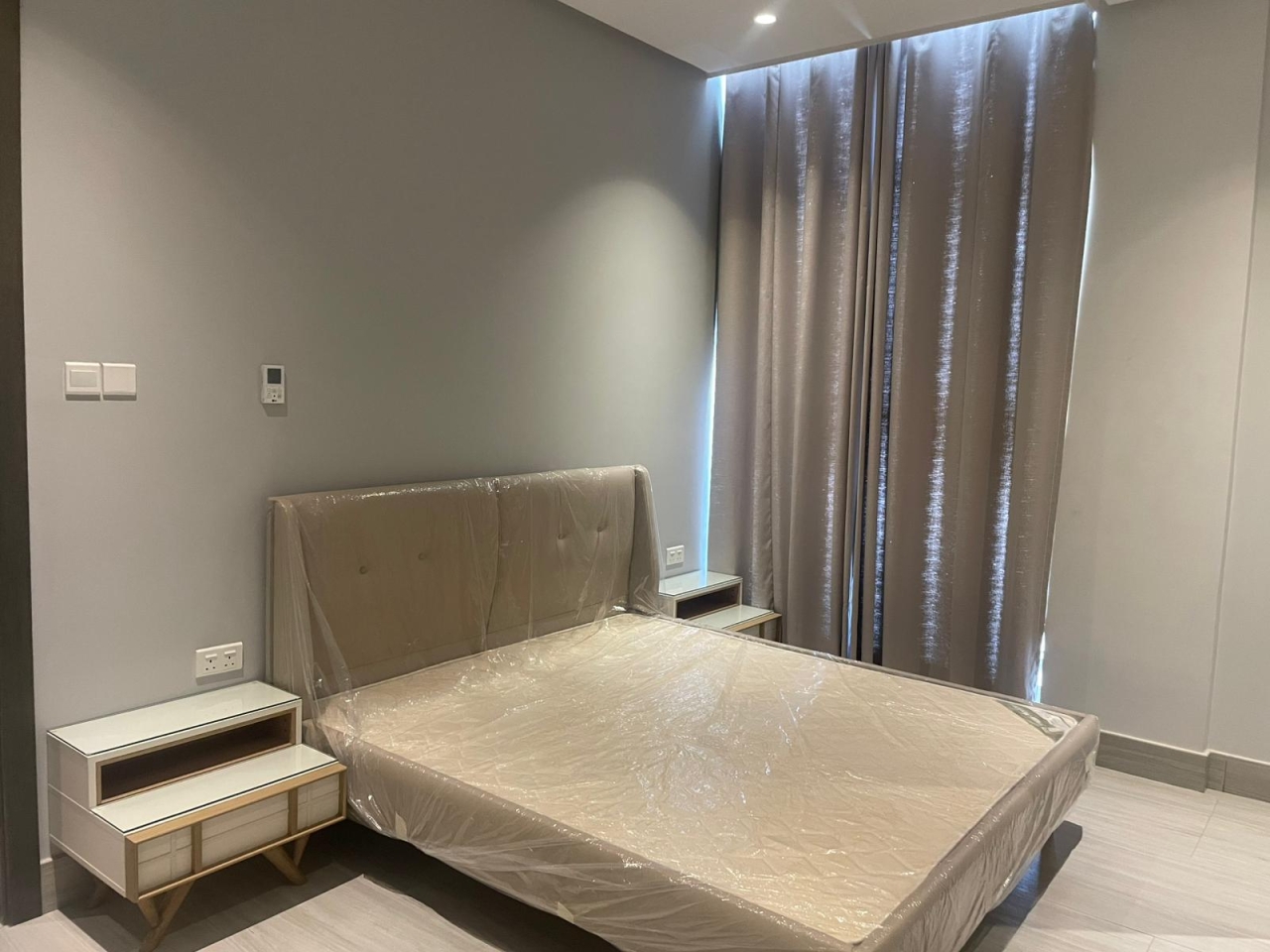 property 284 image 2