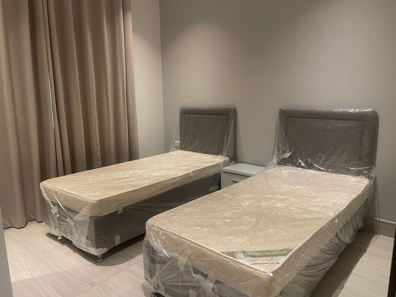 property 284 image 1