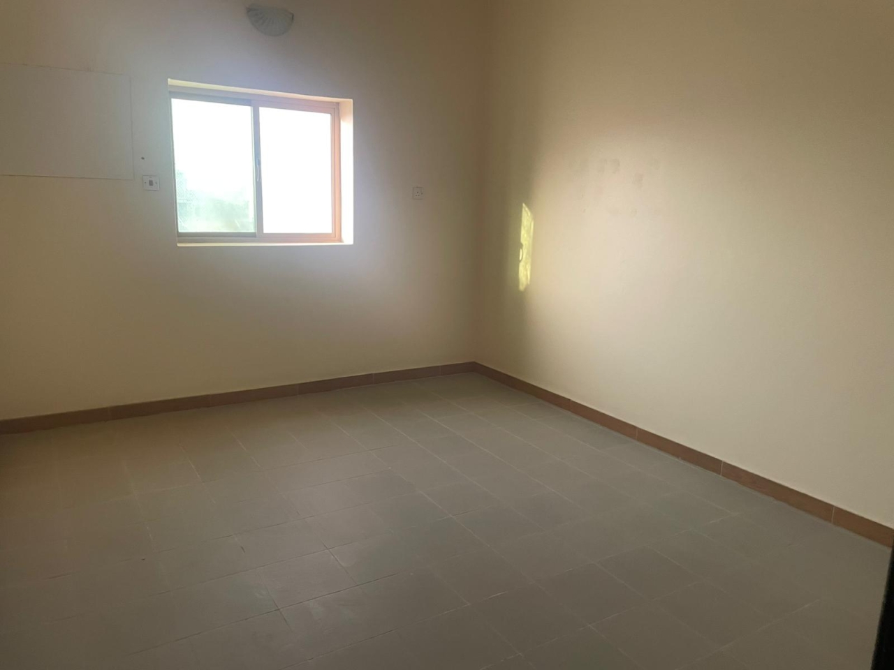 property 290 image 0