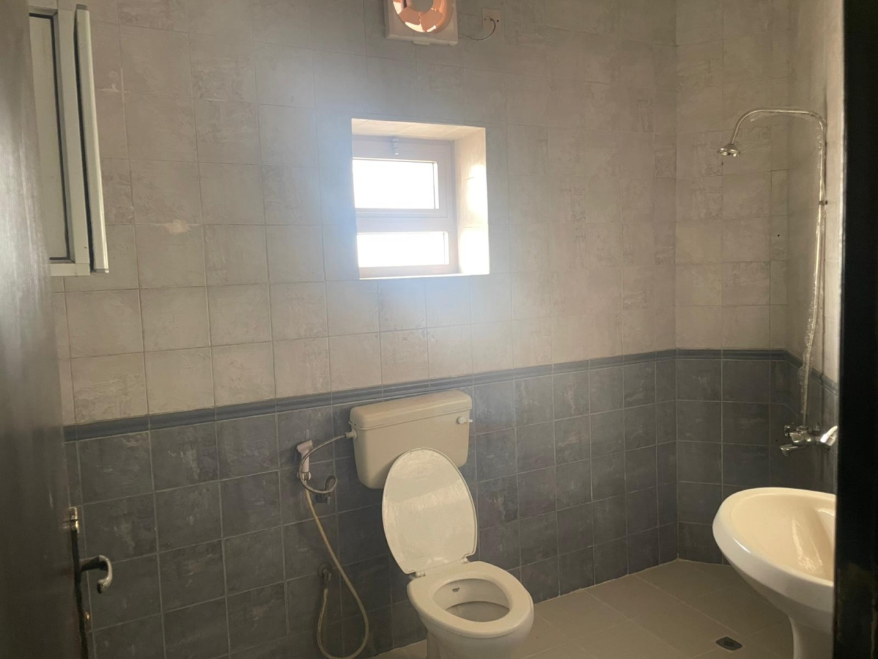 property 290 image 2