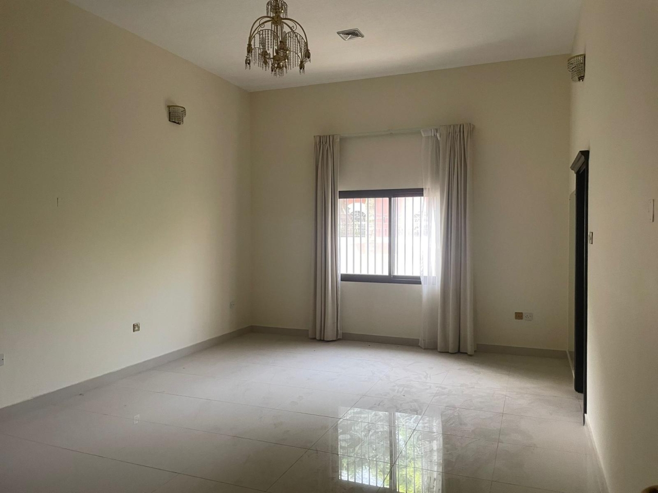 property 291 image 16