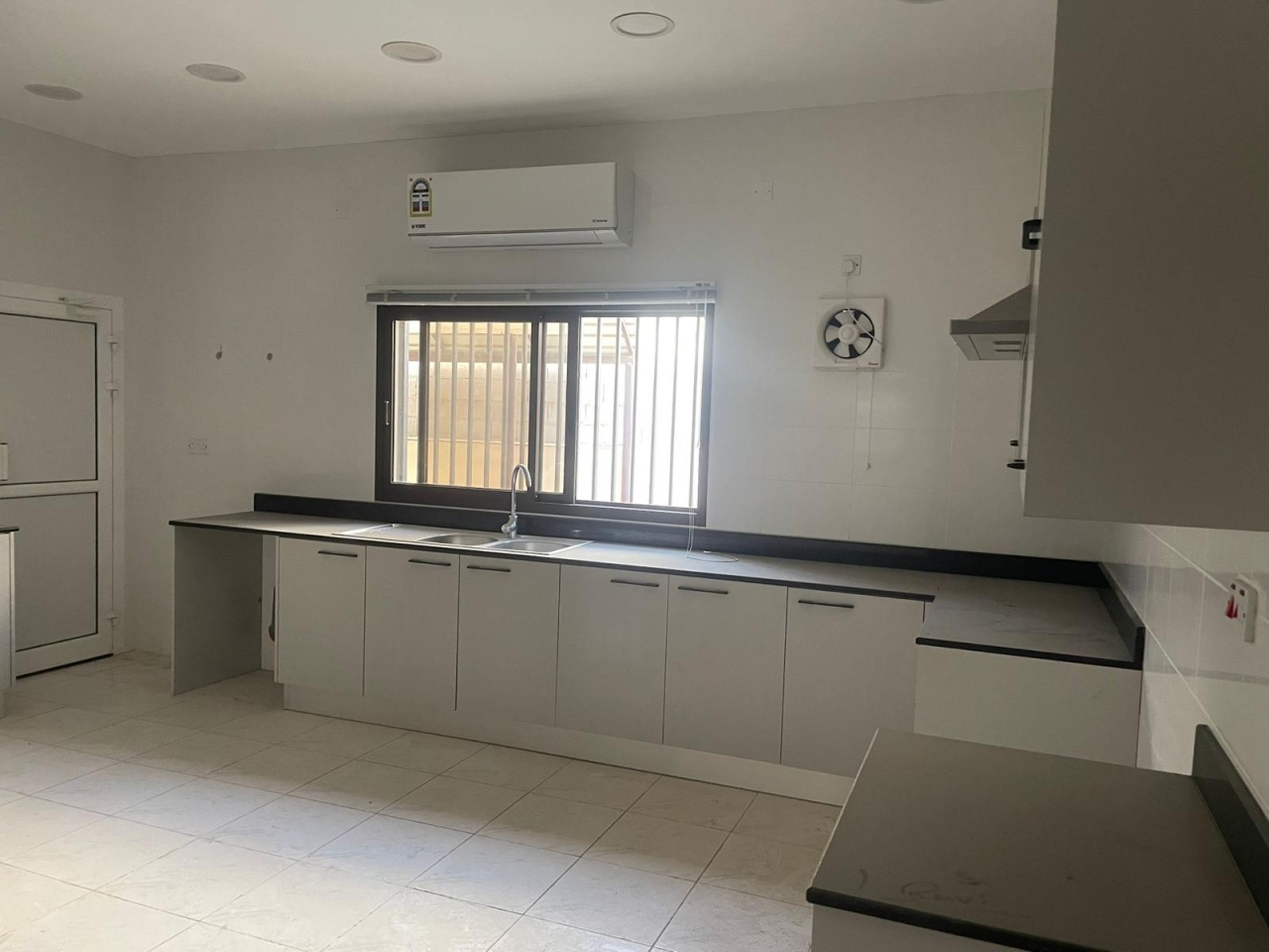 property 291 image 19