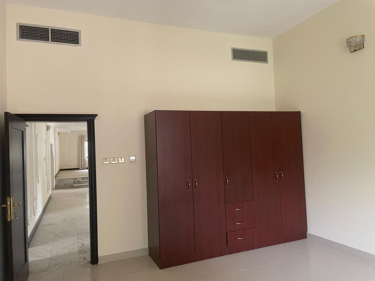 property 291 image 18